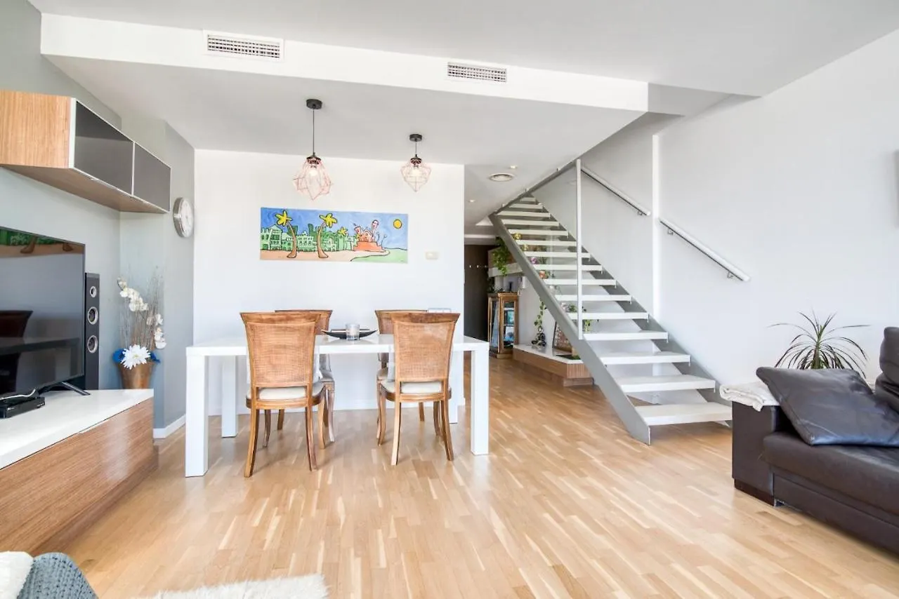 Apartament Duplex Blaumar By Hauzify Appartamento Sant Pere De Ribes 0*,  Spagna